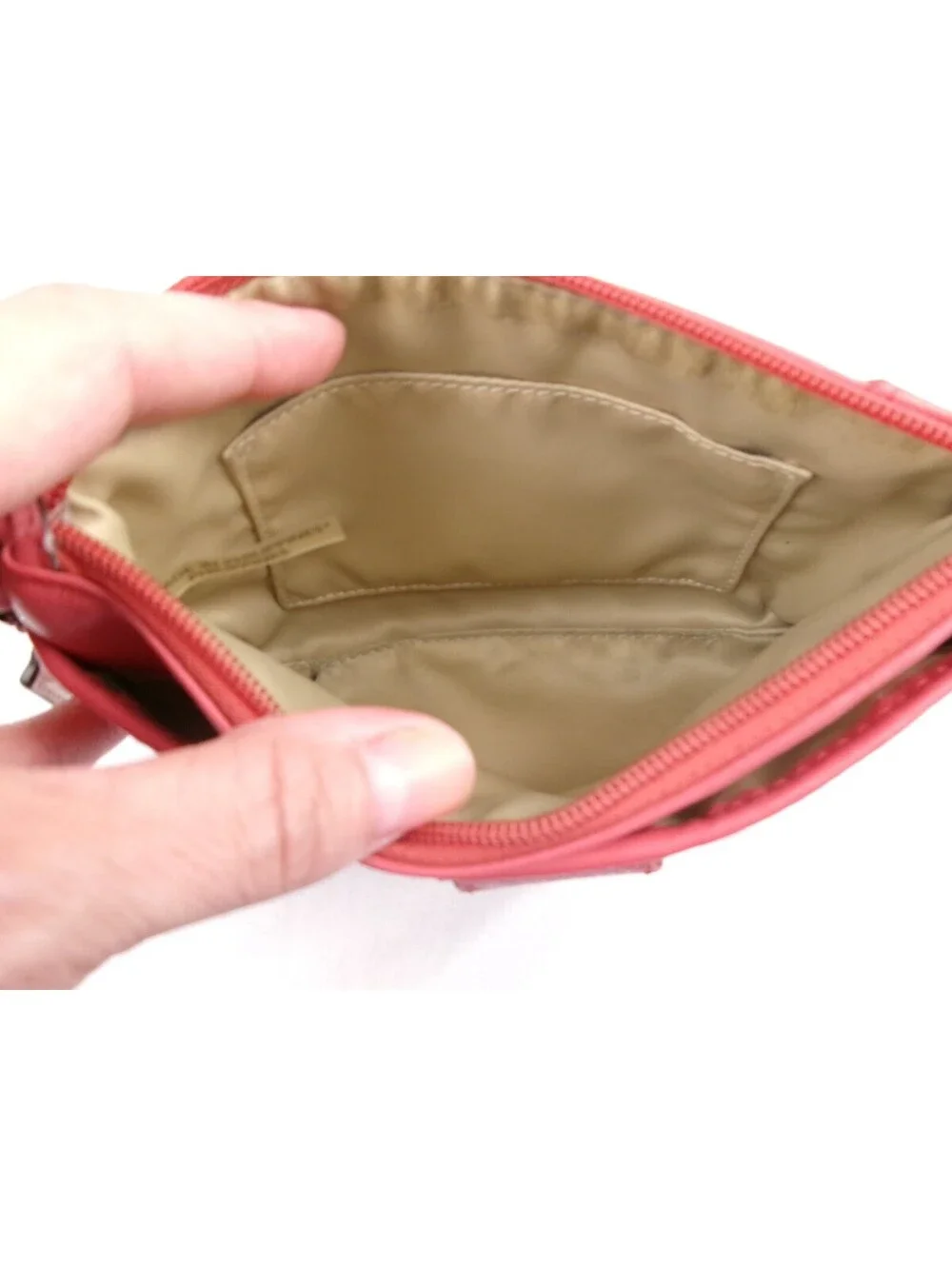 Authentic Coach Coral Pink Leather Wristlet Clutch Zip Pouch Hangtag